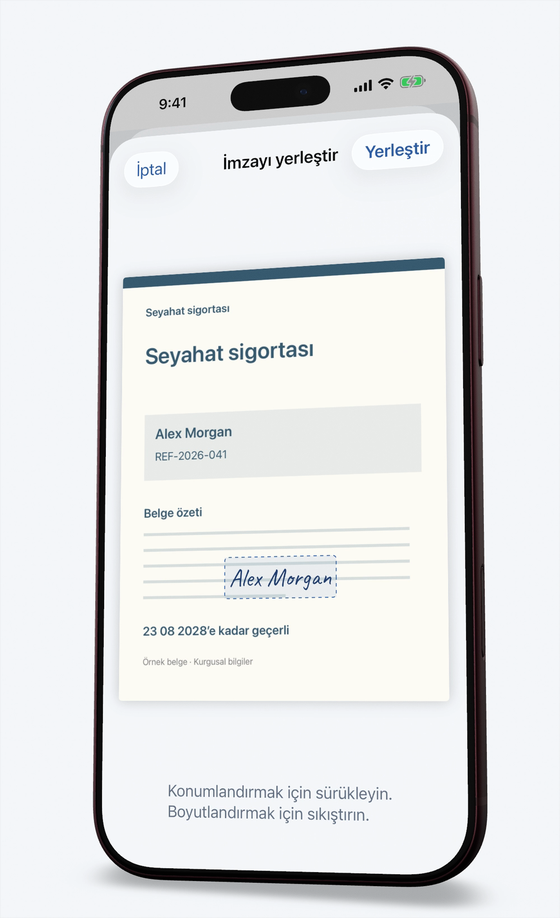 Bir belge sayfasına imza yerleştiriliyor